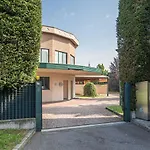 Dreamhotel Hotel