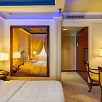 Dreamhotel Hotel 4*