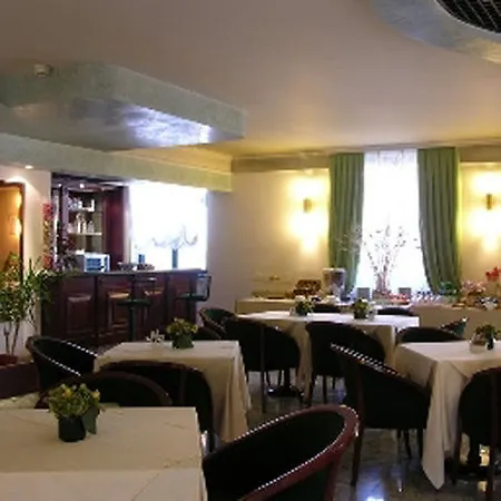 Dreamhotel 4*