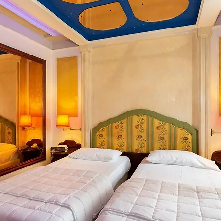 ドリームホテル ホテル