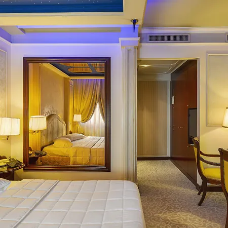 ドリームホテル ホテル