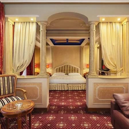 Hotel Dreamhotel 4*
