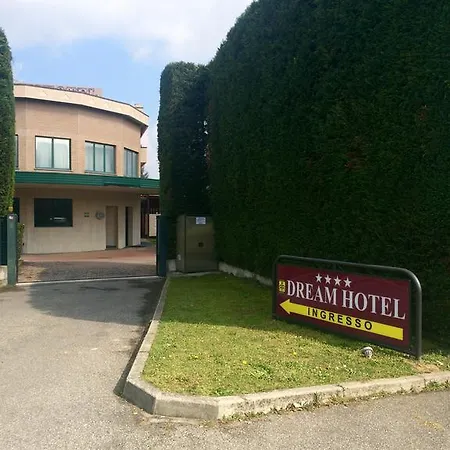 ホテル ドリームホテル 4*