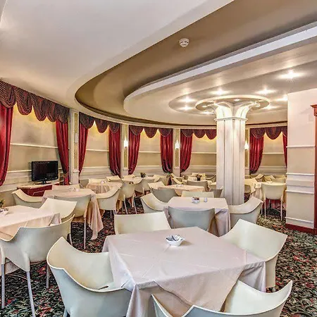 ドリームホテル ホテル