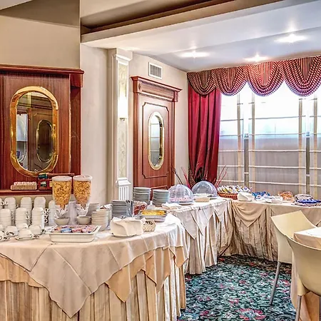 Dreamhotel 4* Appiano Gentile